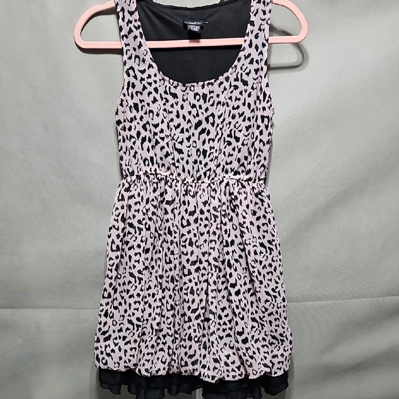 Rue21 Dresses & Skirts - Rue21 Pink and Black Leopard-Print Tank Dress
